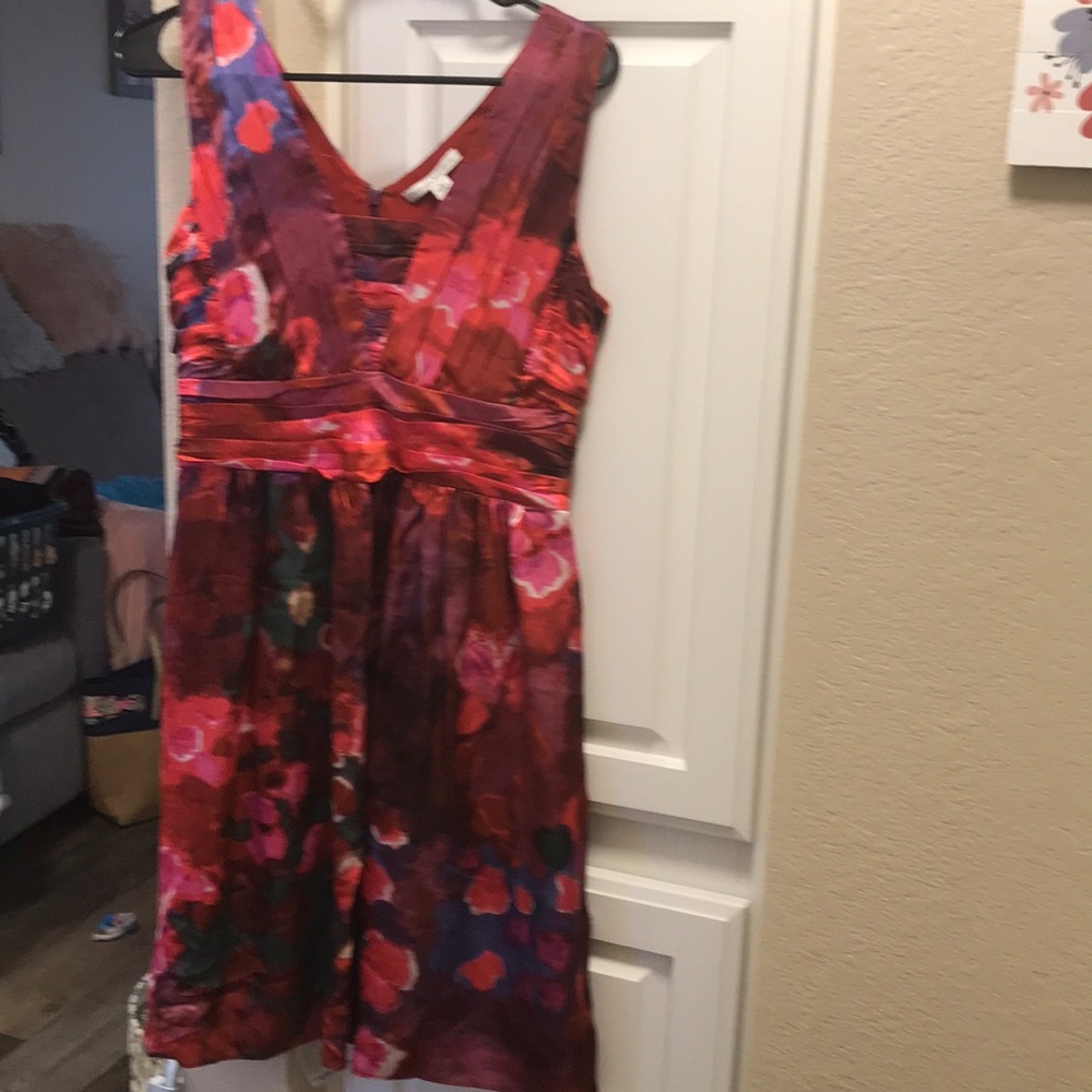 Banana Republic 100% silk holiday collection dress NWT